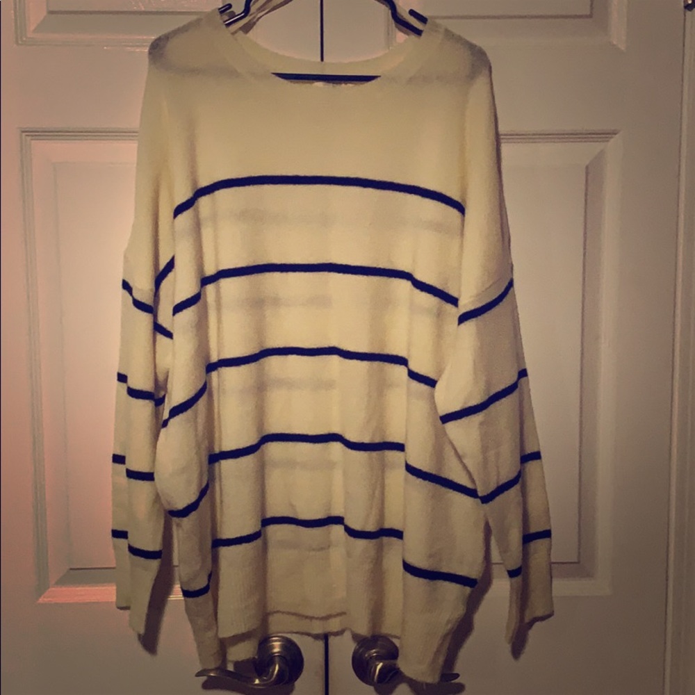 Light oversized ivory and black stripped sweater